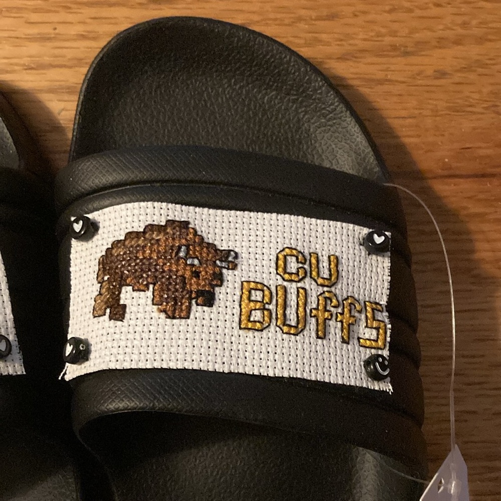 NEW CU Buffs hand sewn slides, size 8 - Picture 4 of 6